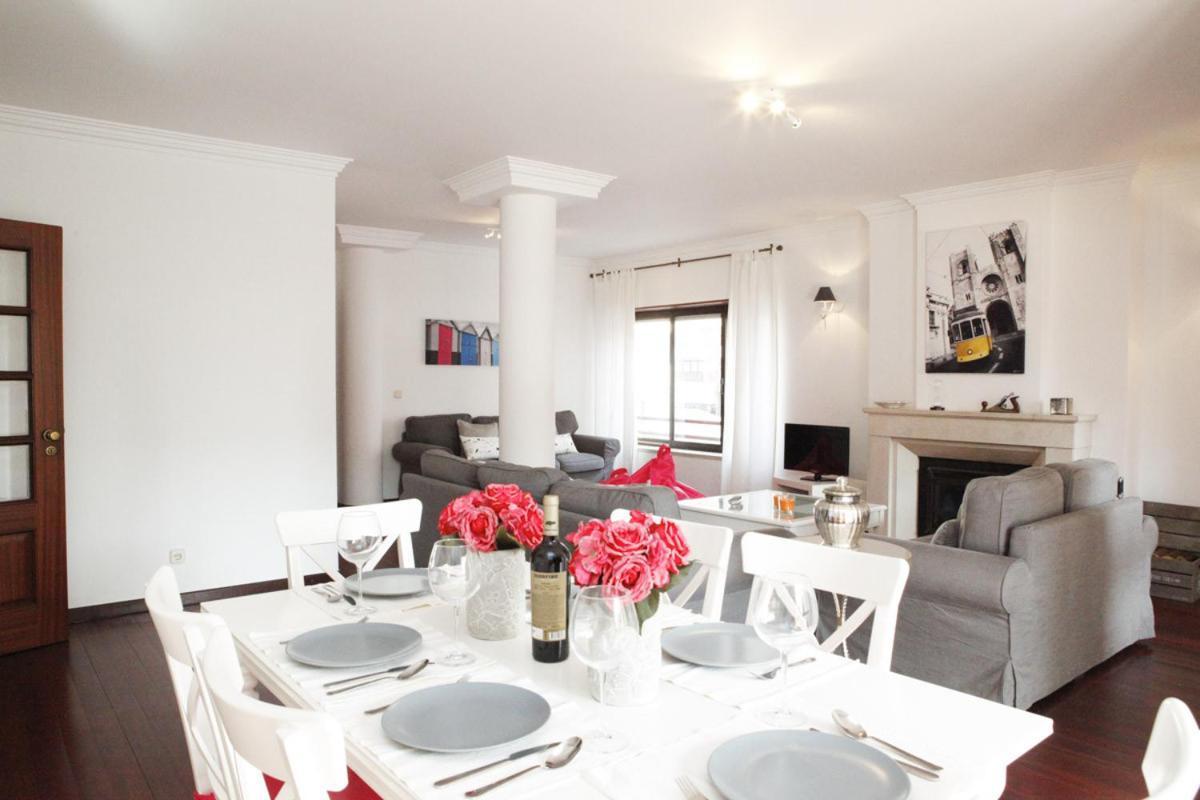 Cascais Guia'S Gorgeous & Spacious Apartment Bagian luar foto