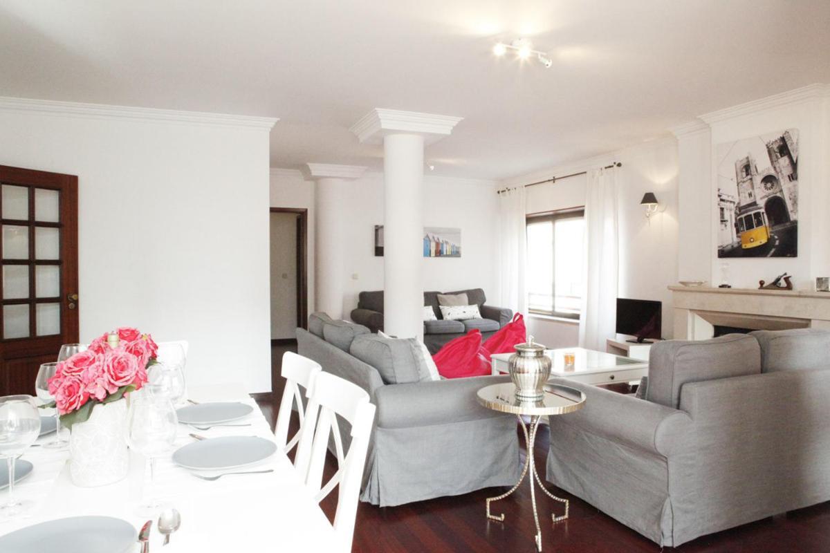 Cascais Guia'S Gorgeous & Spacious Apartment Bagian luar foto